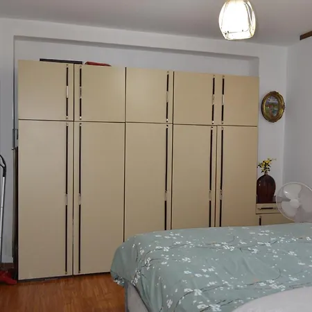 En Apartment- The Heart Of Old Town *